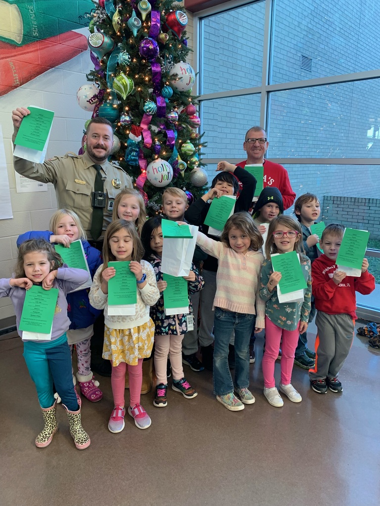 Central Park Elementary students gift treat bags to Benton County Sheriff's Office